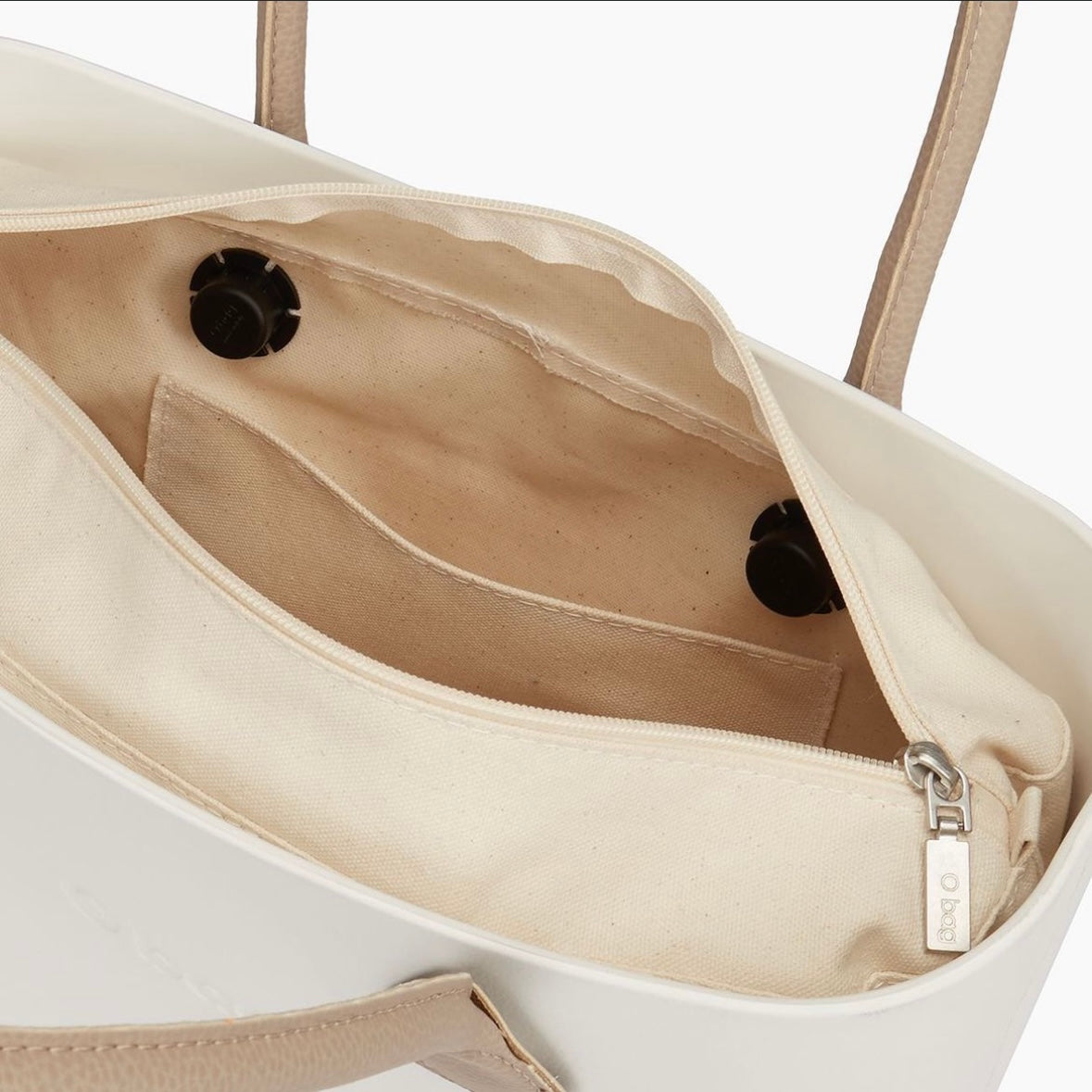 O bag with inner bag and eco leather handles