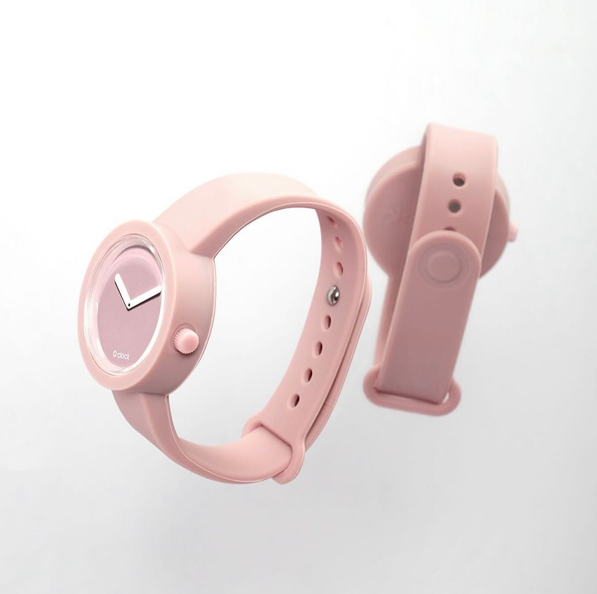 "O clock" adjustable strap